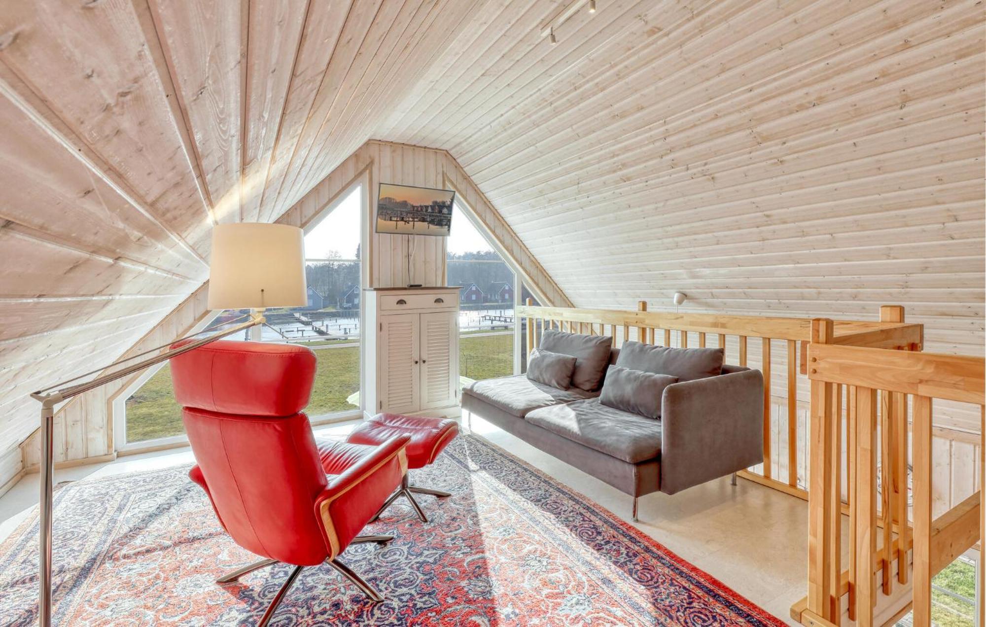 2 Bedroom Stunning Home In Zerpenschleuse Esterno foto