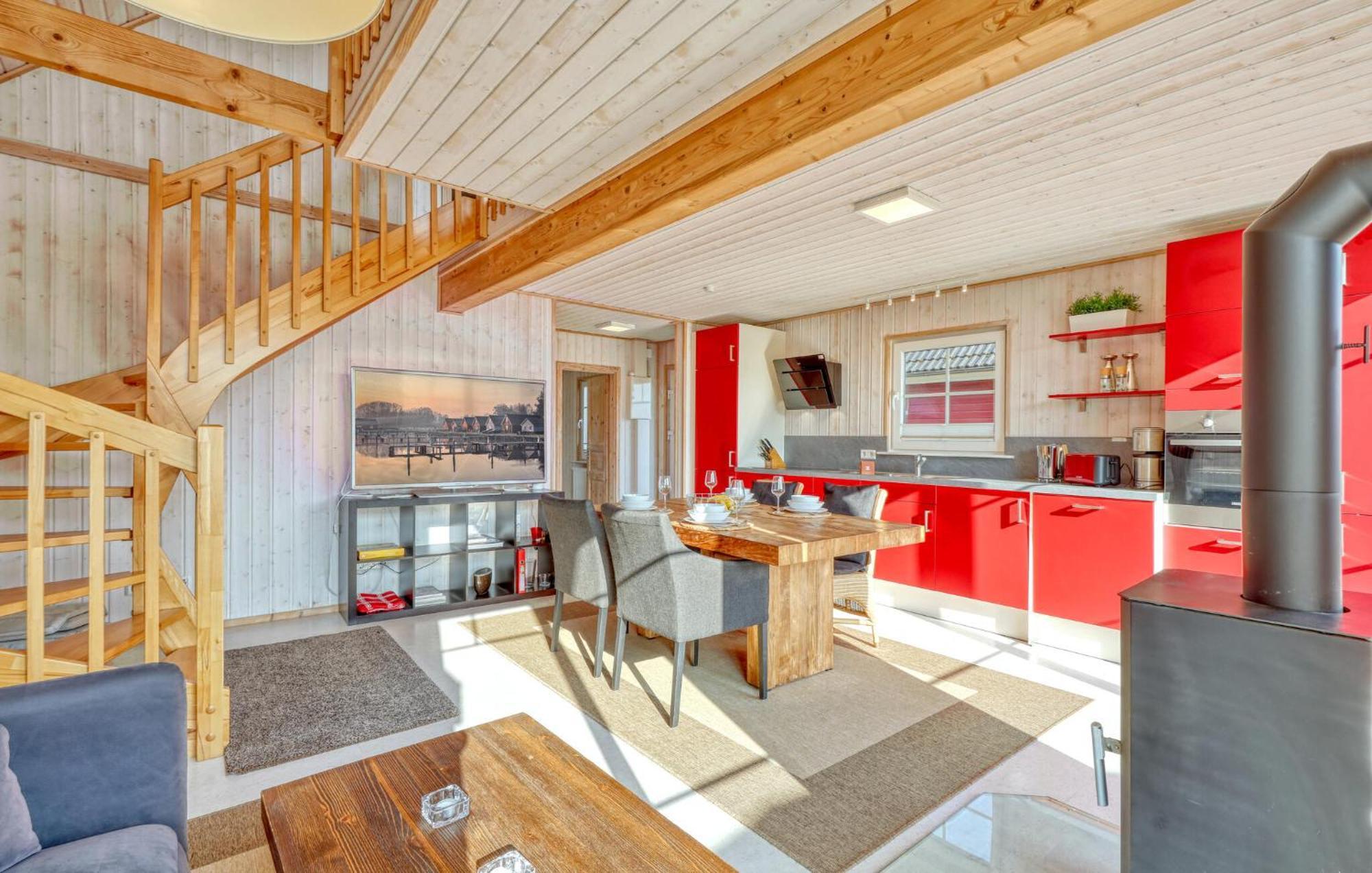 2 Bedroom Stunning Home In Zerpenschleuse Esterno foto